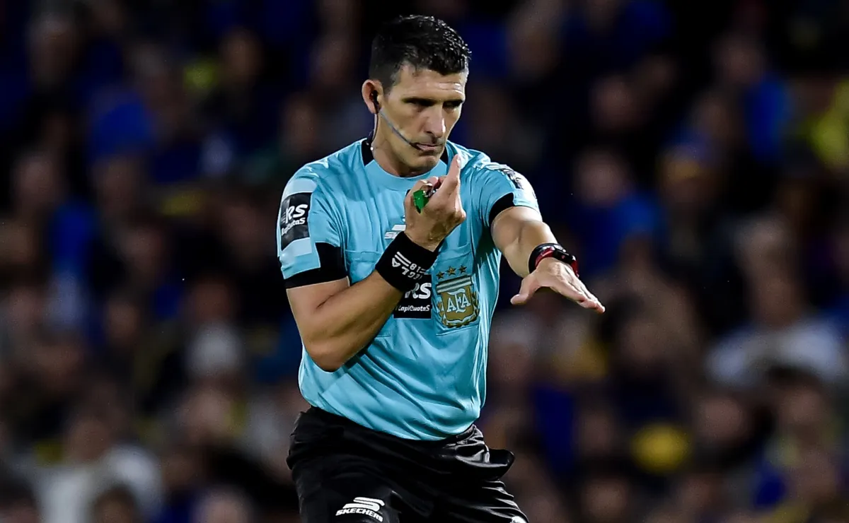 El audio del VAR sobre el penal que le dieron a Boca ante Independiente: 