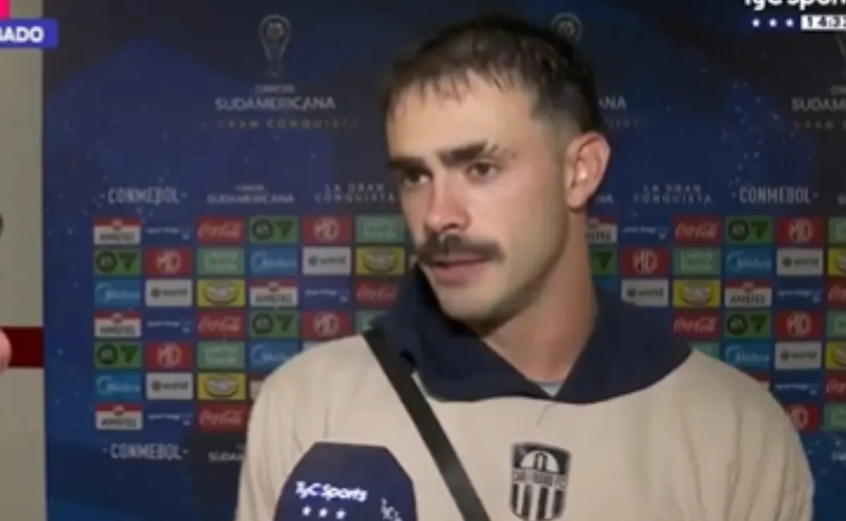 El arquero de Carabobo sorprendió cuando le preguntaron si apoya a Boca o River: 