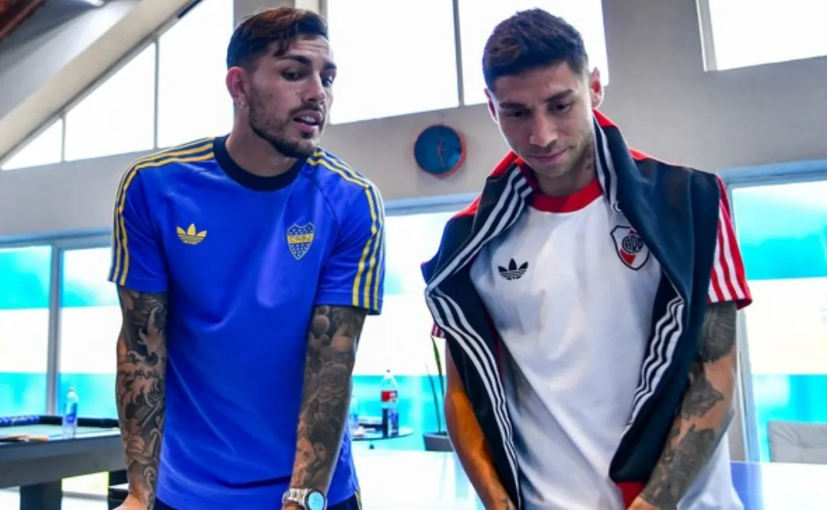 Paredes y Montiel fueron dupla de metegol y los otros dos jugadores de Boca que fueron a la conferencia