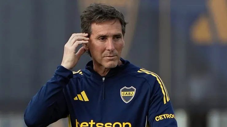 Úbeda definió la formación de Boca contra River.