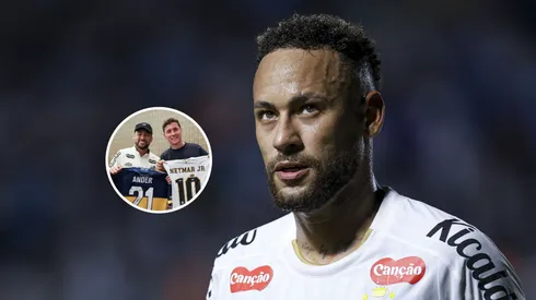 Neymar posó con la camiseta de Boca.