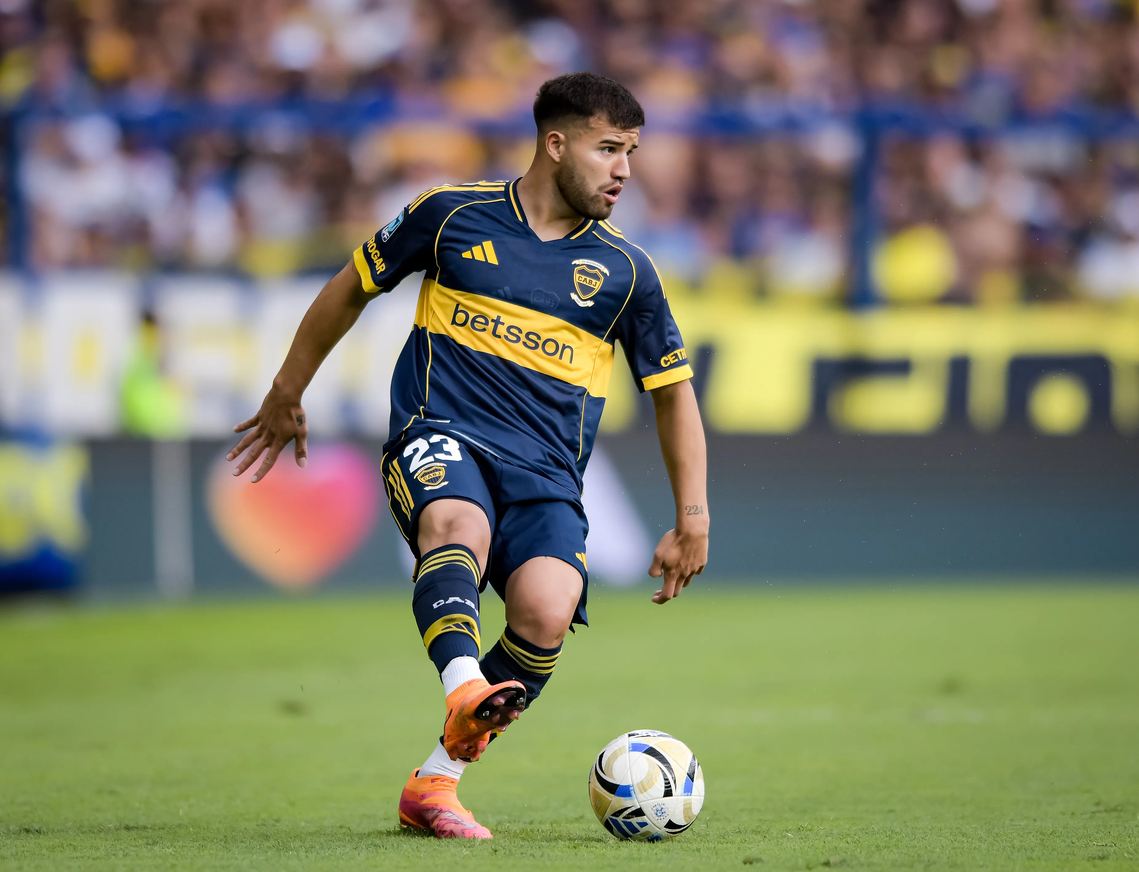 Weigandt fue visto de reojo por todo Boca. (Getty)