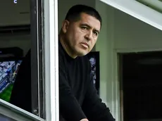 La postura de Riquelme con el arquero que irá a buscar Boca en junio