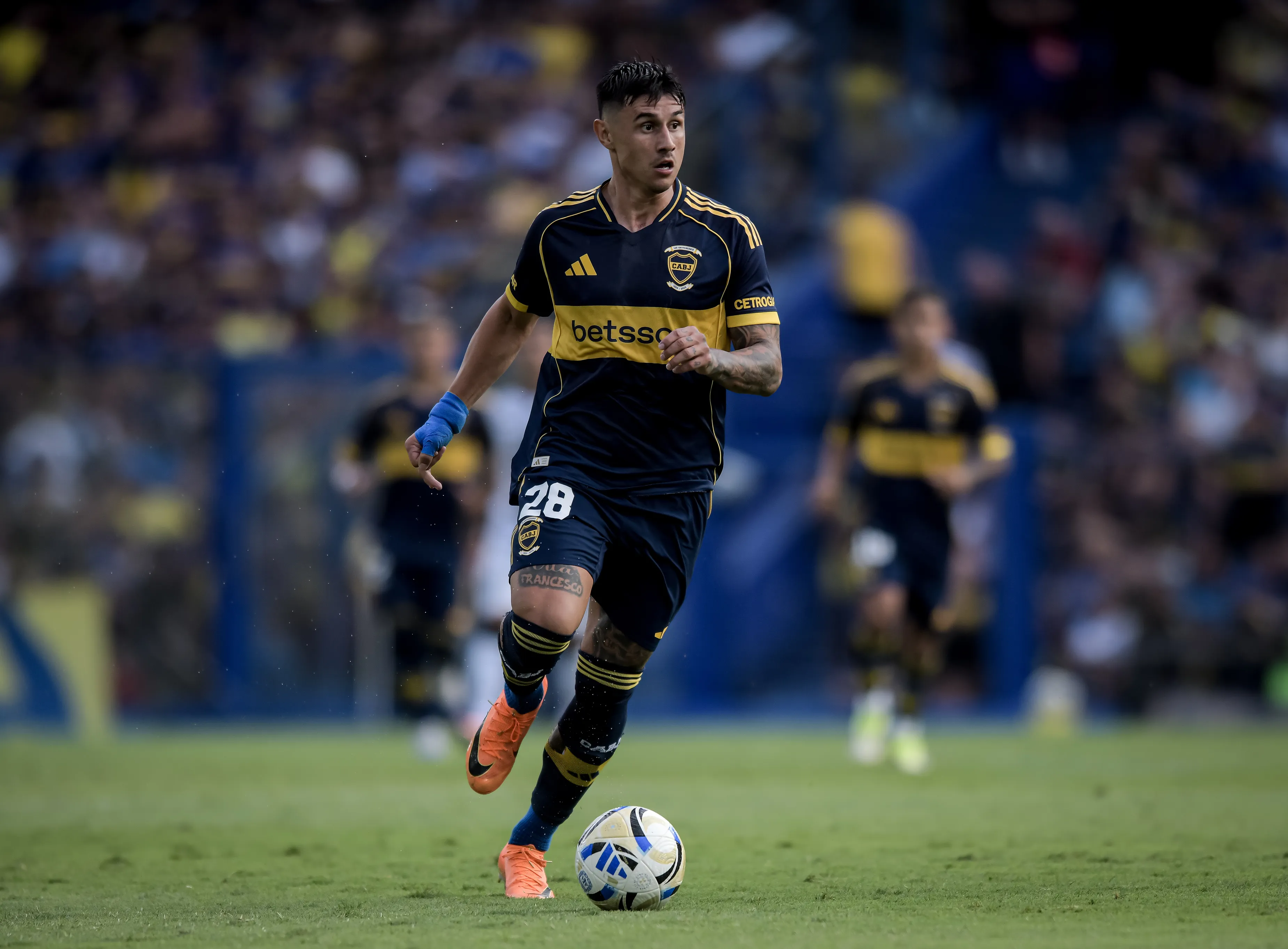 Adam Bareiro será titular vs. Huracán. (Getty Images)