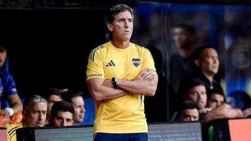 Úbeda podría cambiar el esquema en Boca.