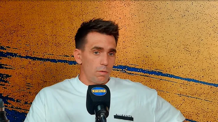 Mouche eligió entre Merentiel y Giménez.