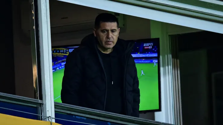 El presidente se acercó al vestuario para charlar con los jugadores tras el empate frente a Cruzeiro.