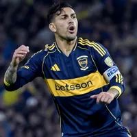 La foto de Paredes junto a dos referentes del vestuario de Boca: “Cómo los quiero”