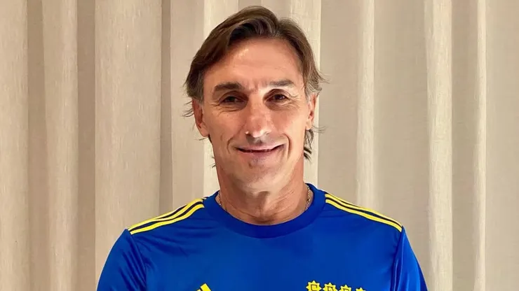 Schiavi contó qué compañero suyo en Boca sufrió sus patadas.