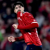 Independiente quiere vender a Lomónaco: la postura del defensor ante su salida que complica a Boca