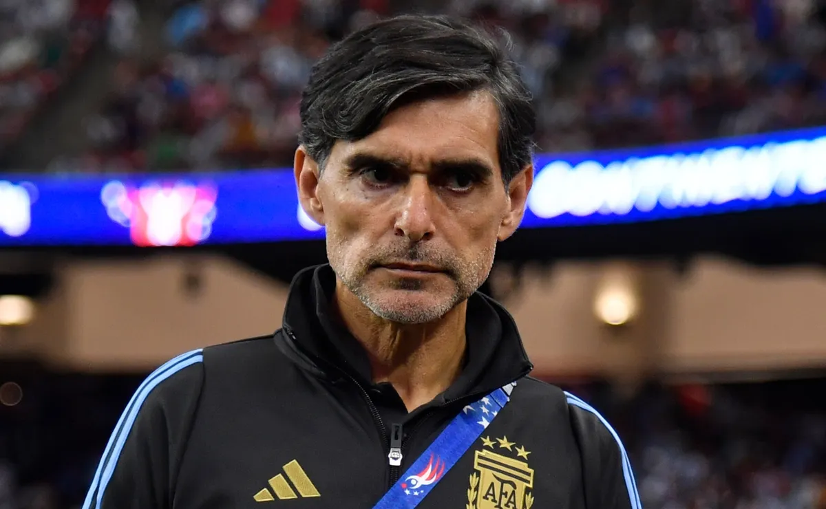 El consejo de Ayala a Paredes para que juegue el Mundial 2026