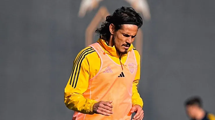 Cavani encendió las alarmas en Boca.