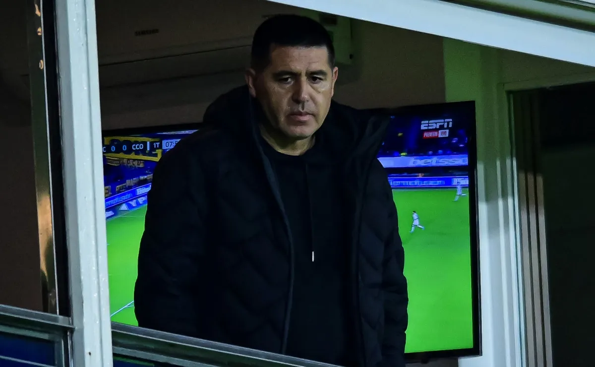 Llamaron a Boca: fue DT de la Selección Argentina y lo ofrecieron a Riquelme ante la salida de Úbeda