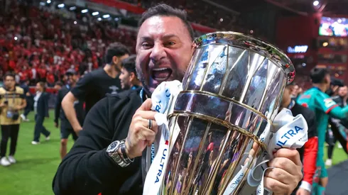 El Turco Mohamed volvió a salir campeón en México.