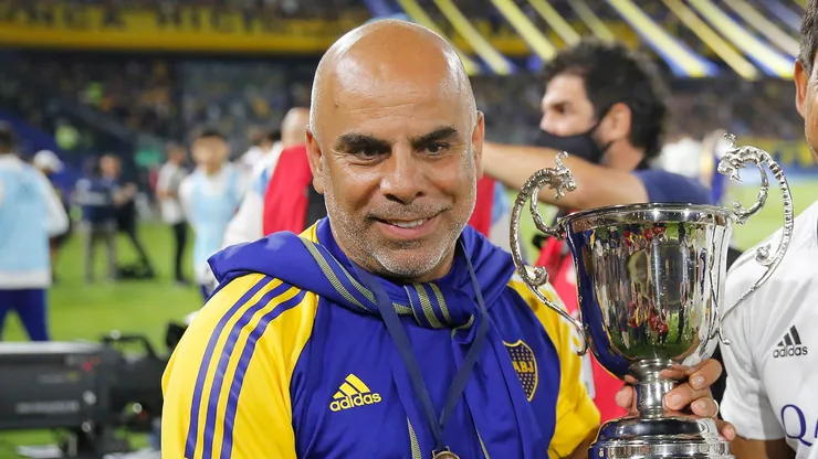 Serna nombró a varios jugadores colombianos para Boca.