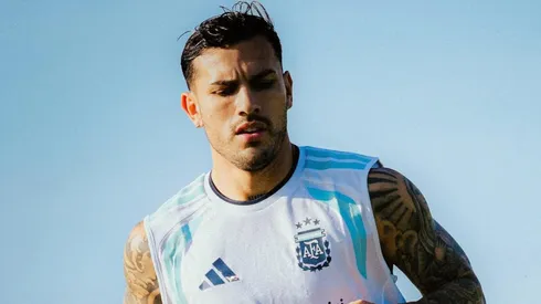 La buena noticia que le dio Paredes a Scaloni en la Selección Argentina.