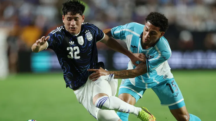 Aranda hizo su debut con la selección mayor.
