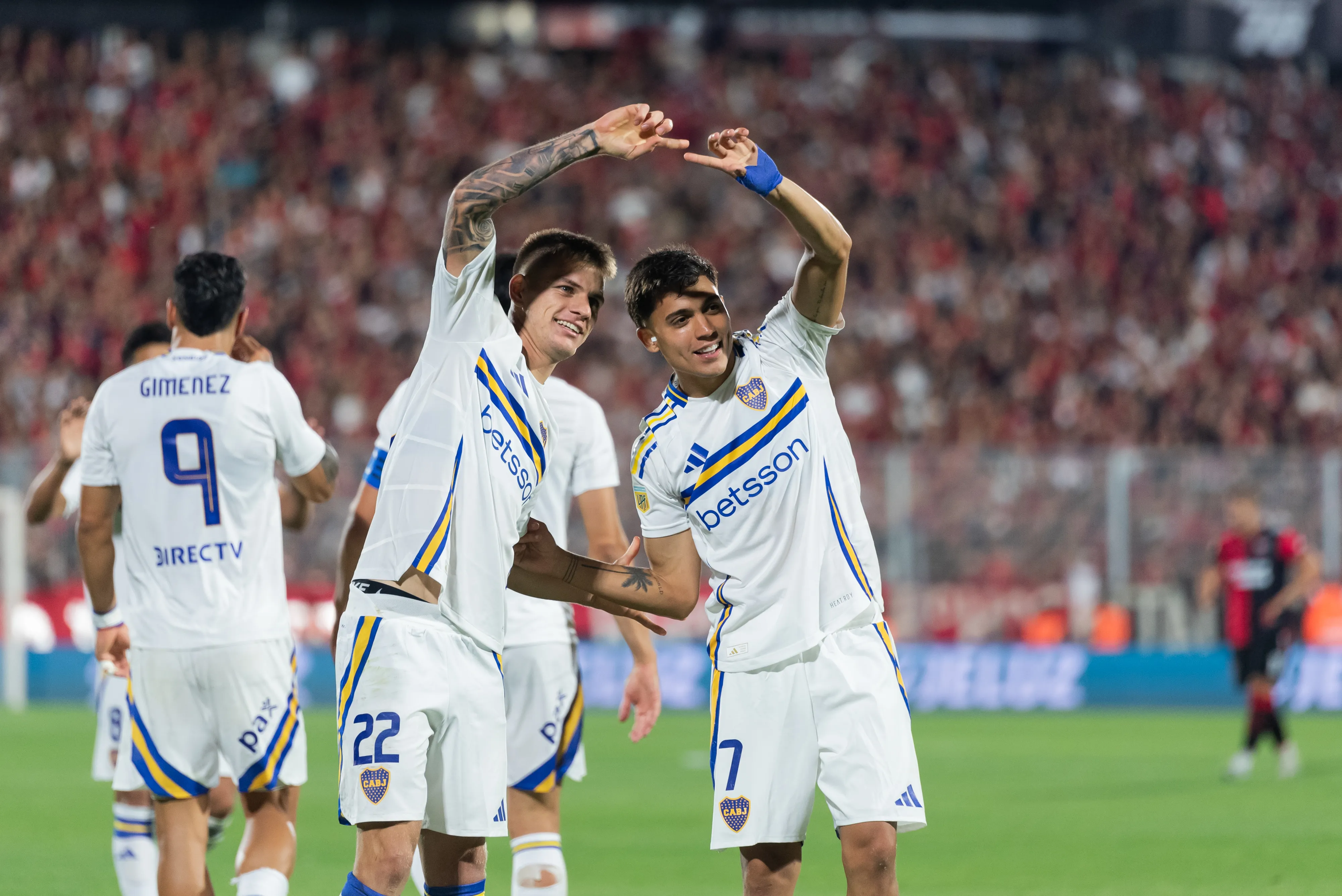 Zenón y Zeballos son suplentes en Boca. (Getty)