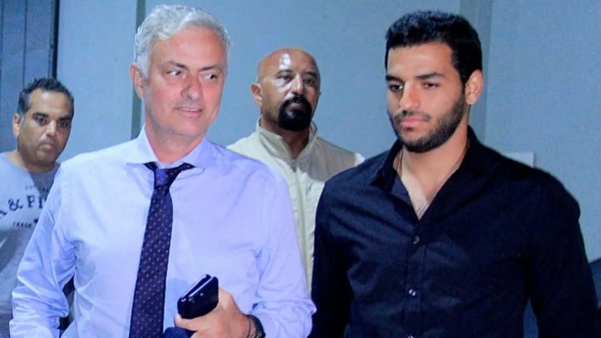 Mukhtar en un evento junto a José Mourinho. (Instagram)