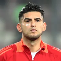 Zambrano compartió cancha con su hijo en Perú pero se fue expulsado