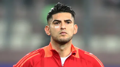 Zambrano compartió cancha con su hijo en Perú pero se fue expulsado