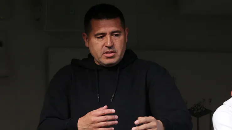 Riquelme puede usar la "Ley Mastantuono" para quedarse con un refuerzo.
