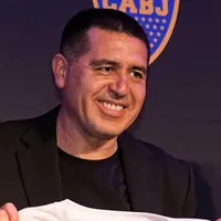 Riquelme ya sabe a quién darle la 10: Boca negociará otra vez por un crack argentino