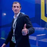Arruabarrena aprobó negociaciones por el lateral derecho de Argentinos Juniors