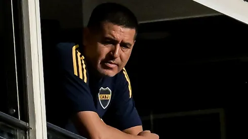 Riquelme busca un central y tiene otro nombre en mente si no llega Romaña.