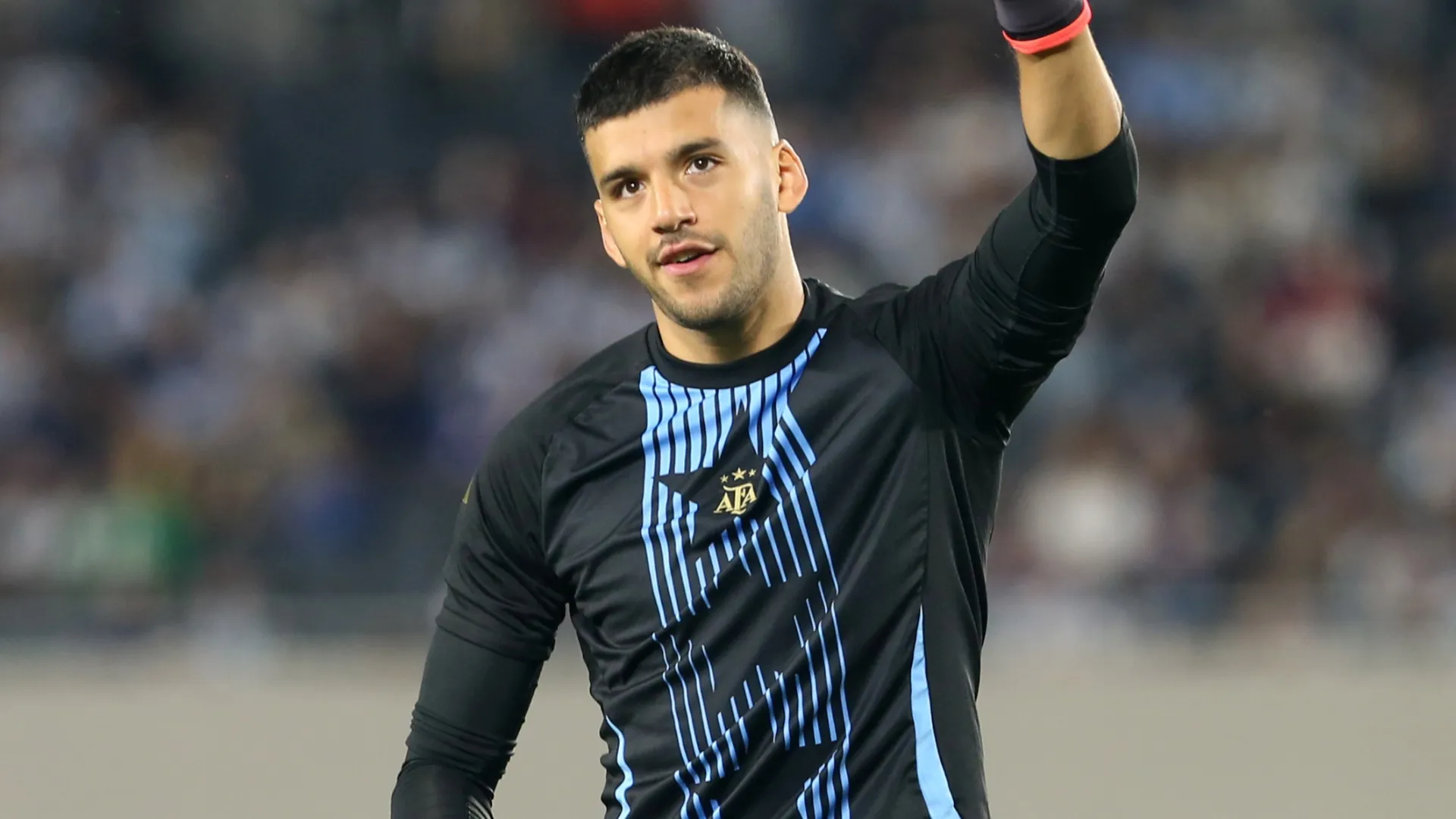 Pidieron una fortuna por Rulli.