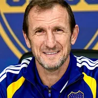 Las alternativas: Arruabarrena apuntó dos jugadores por si Boca no cierra la vuelta de Villa