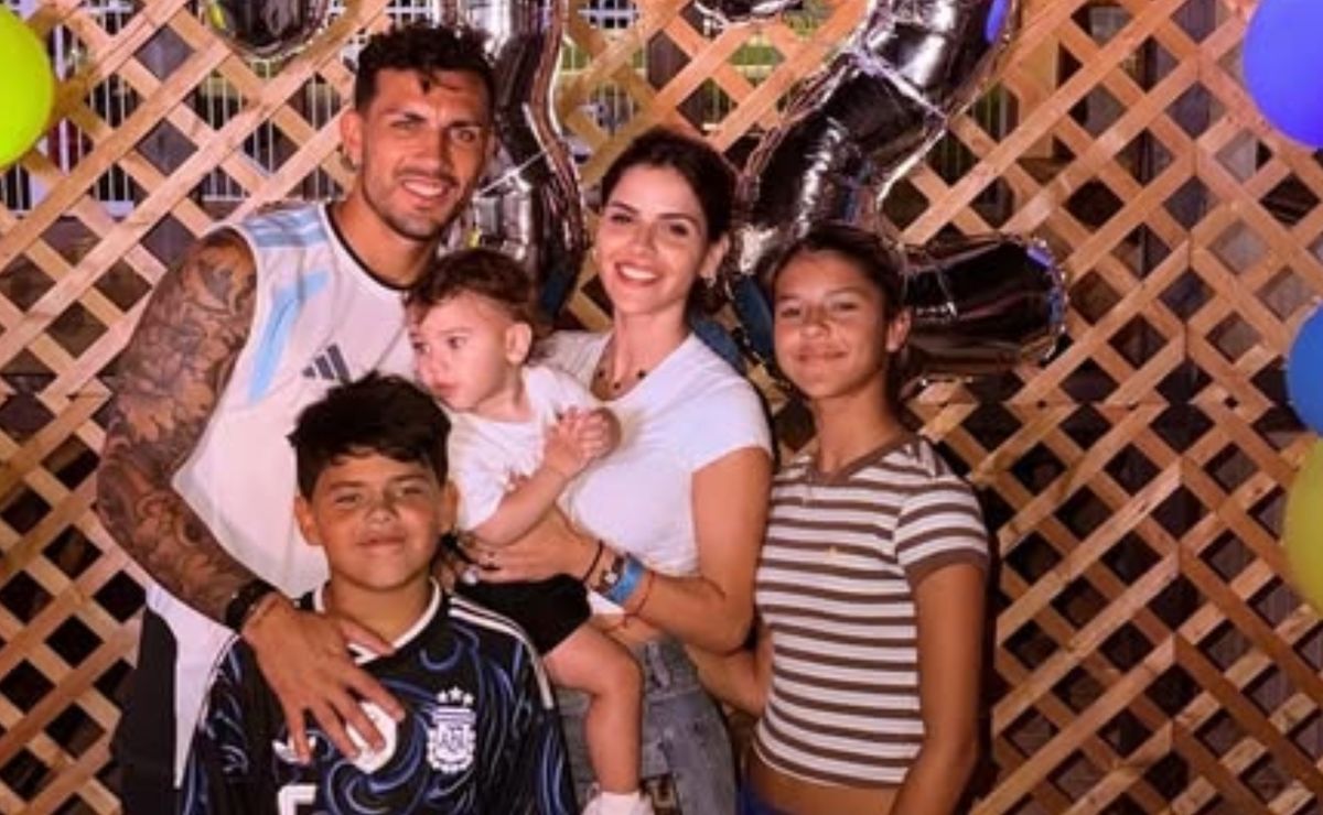 Paredes cumplió 32 años en el Mundial 2026 y lo celebró con su familia