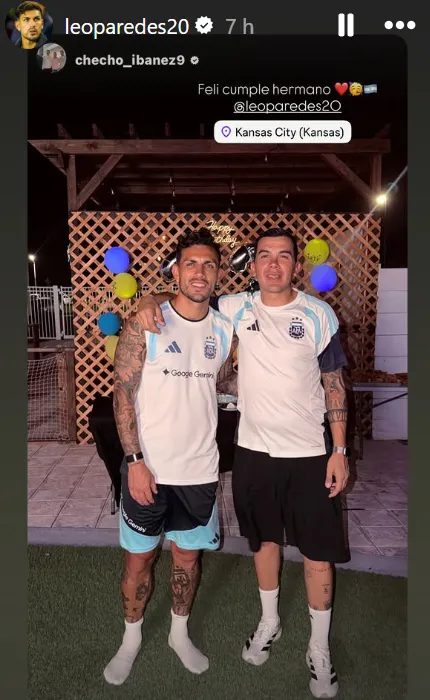 Uno de sus amigos más cercanos, presente en el festejo. (Instagram)
