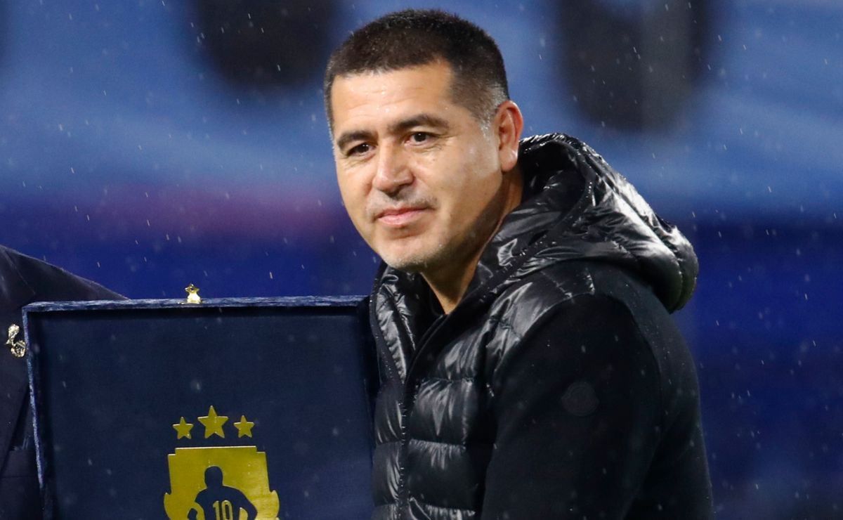 Riquelme quiere a Tiago Palacios: no es plan B, puede llegar con Villa