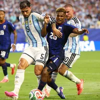 El partido de Paredes: entró en el momento picante y festejó como nunca la clasificación