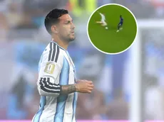 Paredes figura: el video de su entrega total en los minutos finales para el triunfo de Argentina