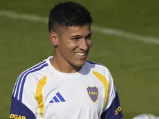 Lozano contó cómo fue el llamado de Riquelme para venir a Boca: "Estaba..."