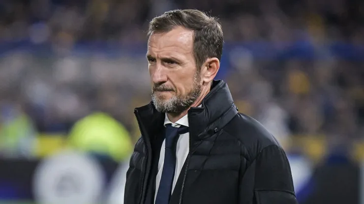 Arruabarrena piensa en el armado del equipo para visitar a O'Higgins.