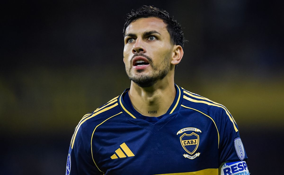 Paredes no aguantó más: el gesto de bronca al mal rendimiento de Villa en Boca