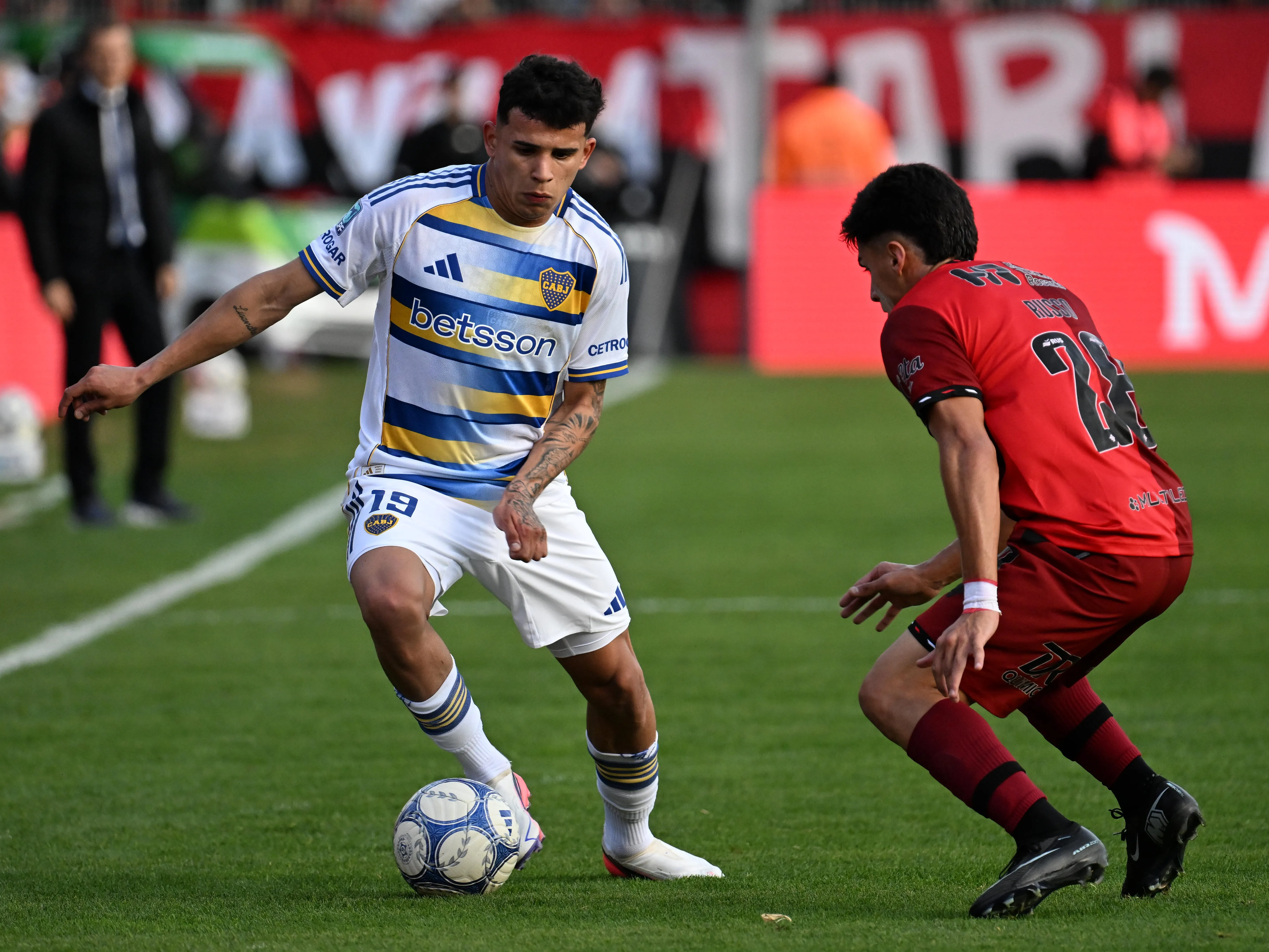 Leonel Flores volvió a jugar bien en Boca (Getty)