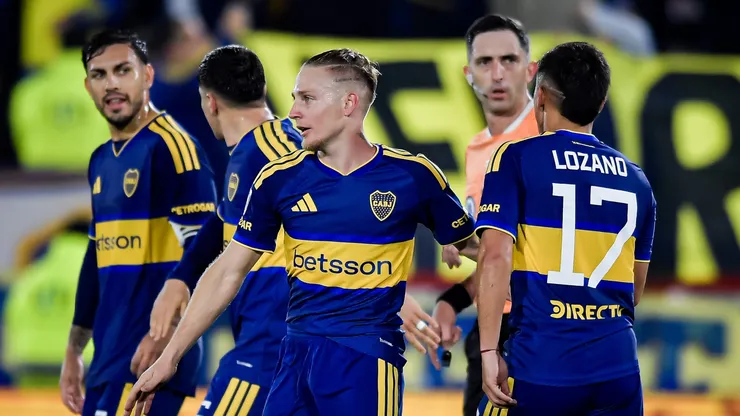 Los hinchas de Boca liquidaron a un titular tras el empate con Vélez: "Que vaya al banco"