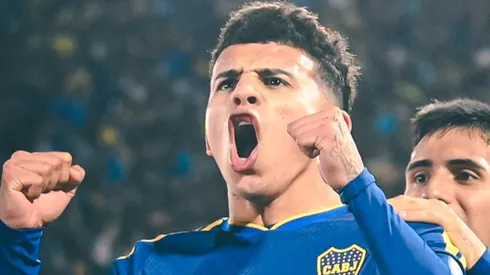 Flores convirtió un golazo frente a Recoleta.