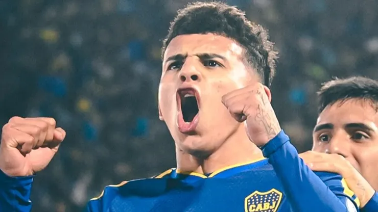 Flores convirtió un golazo frente a Recoleta.