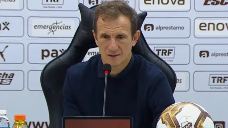 El Vasco bancó a uno de los titulares contra Platense.