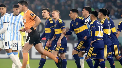 Los hinchas apuntaron a un titular de Boca.