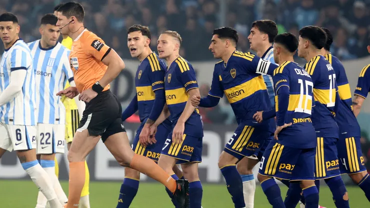 Los hinchas apuntaron a un titular de Boca.