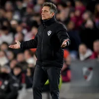 Vélez perdió a un titular por lesión y sumó a un refuerzo antes del duelo con Boca