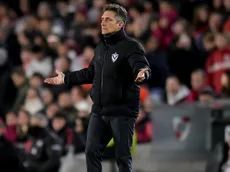 Vélez perdió a un titular por lesión y sumó a un refuerzo antes del duelo con Boca