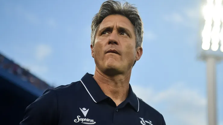 Guillermo se enojó con el arbitraje de Vélez-Riestra.