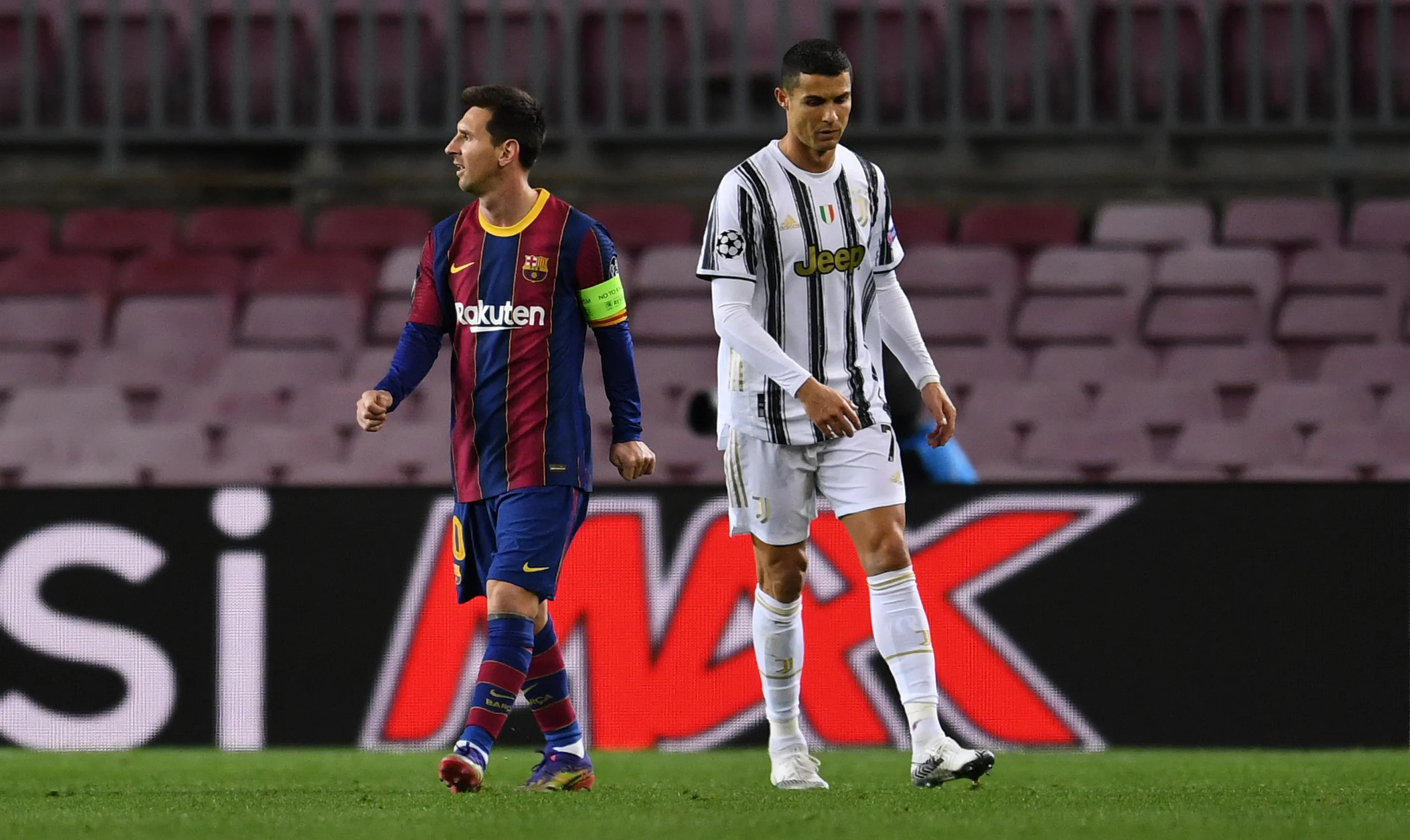Messi y Ronaldo tienen chances de estar en la despedida de Tevez. (Getty)